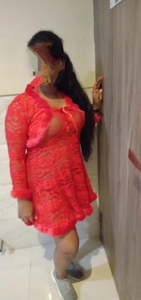 Simy Khan – Indian escort in Mumbai — 4 / 11