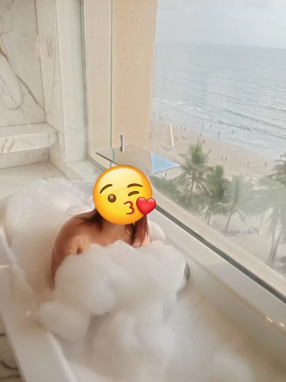 White Chick Chubby priyanshi Independent – Indian escort in Mumbai — 11 / 15