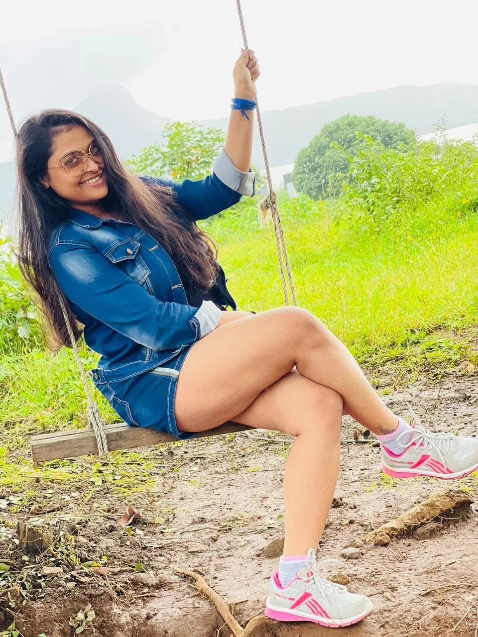 Independent Girl Ri – Indian escort in Mumbai — 6 / 8