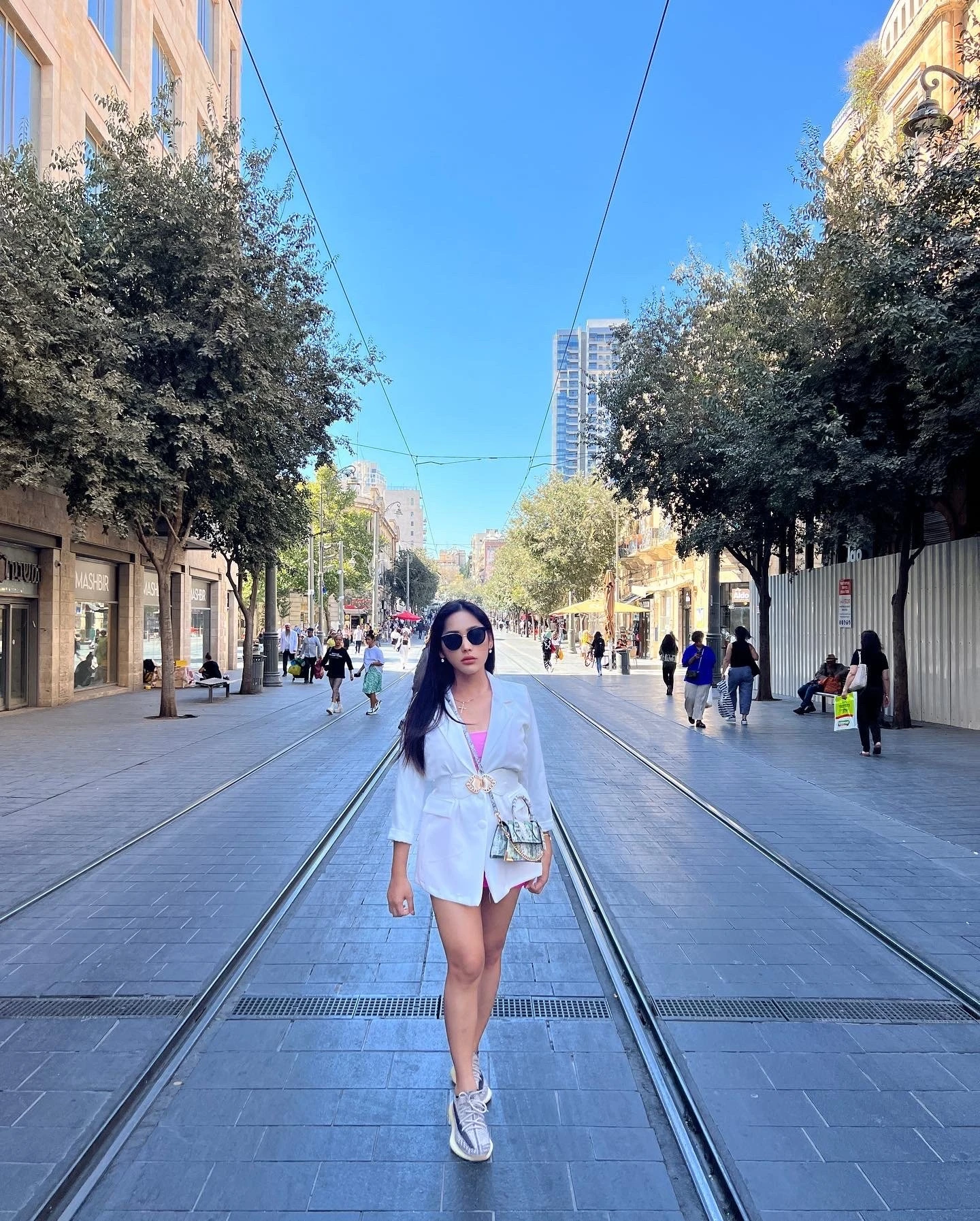 JENNYGirl from Singapore JUST ARRIVED – Singaporean escort in Oslo — 24 / 31