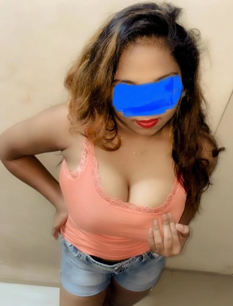 Maya Girlfriend – Indian escort in Mumbai — 2 / 10