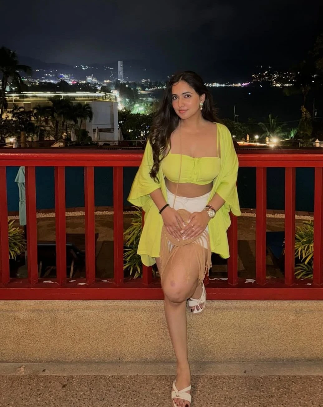 Jyati – Indian escort in Kathmandu — 2 / 3