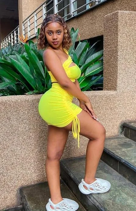 Miss Happy, Curvy Queen. 🇿🇦 – South African escort in Kathmandu — 3 / 8