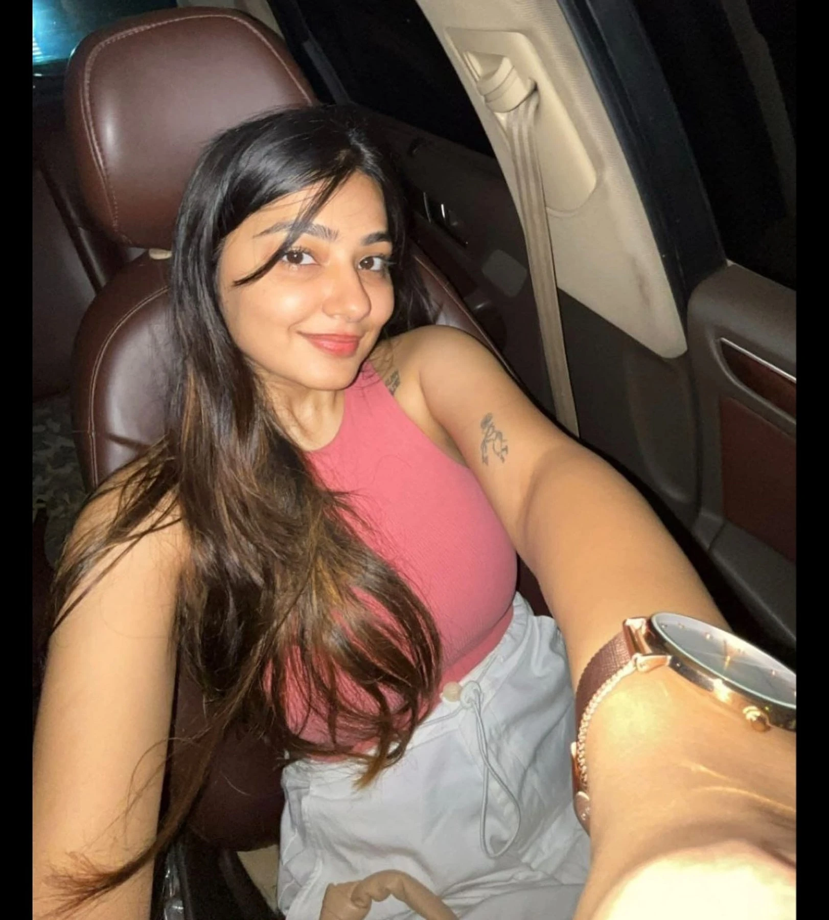 Krisha Meet & Web Cam – Indian escort in Kolkata — 4 / 6