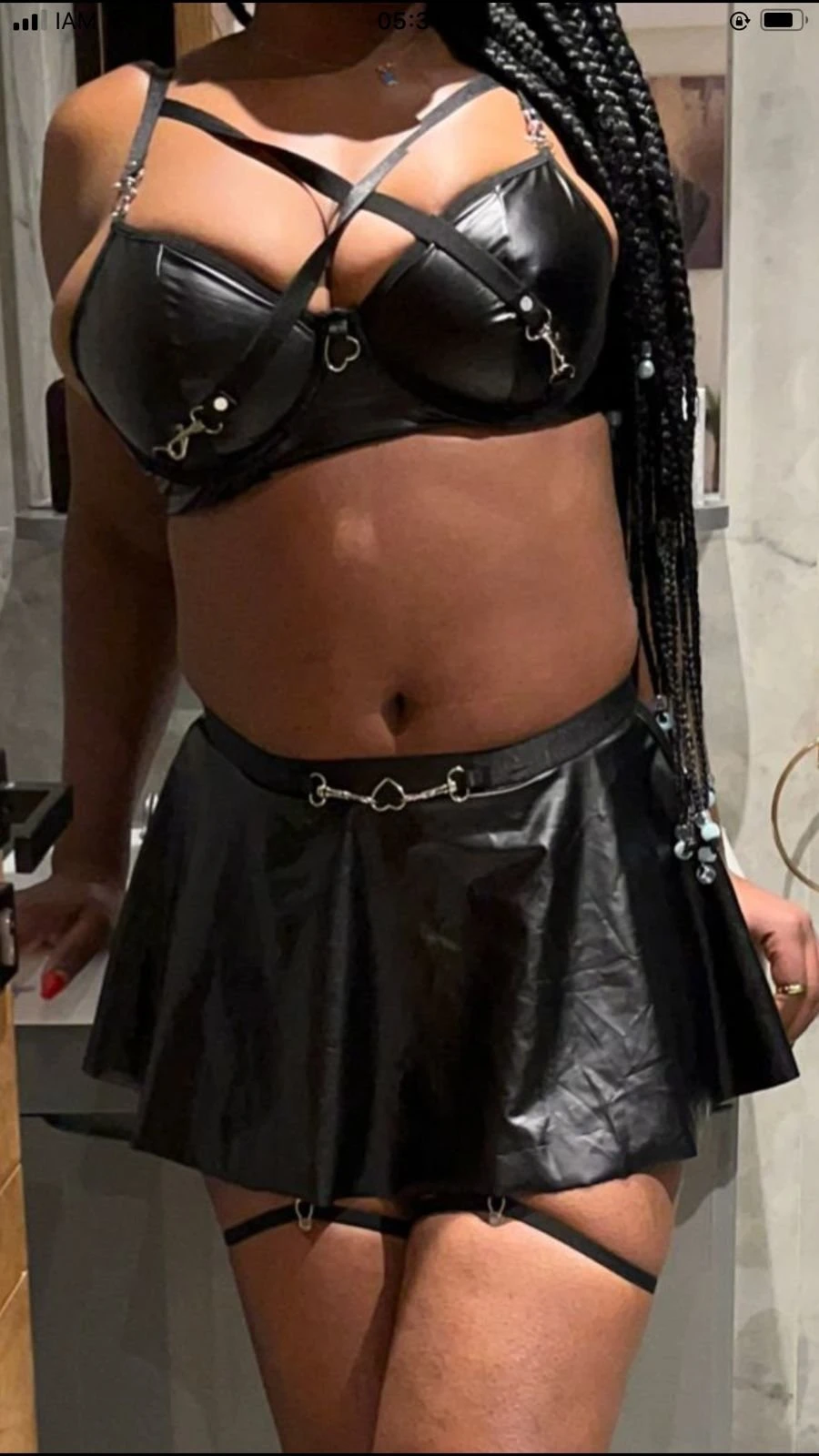 Fanny – Ivorian escort in Marrakech — 2 / 5