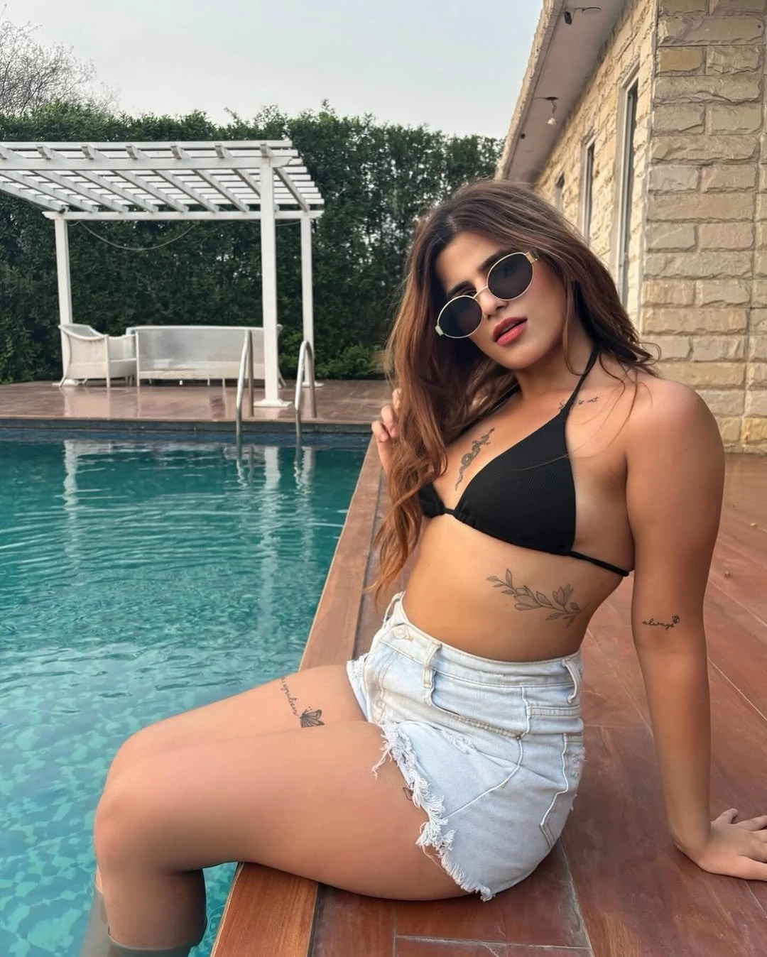 Kajal – escort in Kolkata — 2 / 5