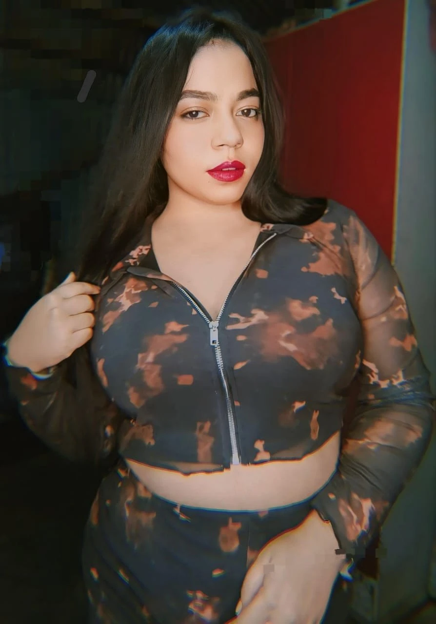 Riya – Indian escort in Udaipur — 2 / 4
