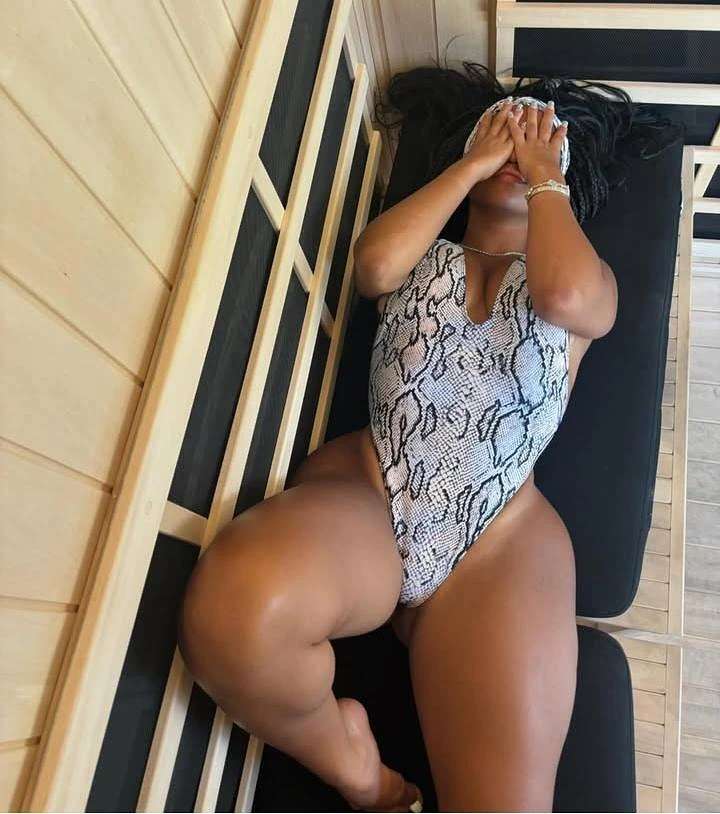 Linda Nuru Massage Queen In Goa – escort in Candolim, Goa — 3 / 6