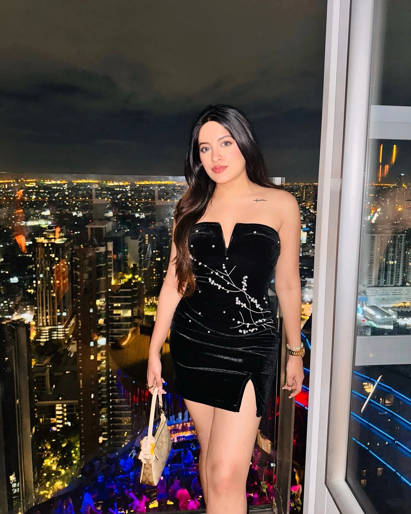 Nikita Indian Vip Escort – Indian escort in Jabalpur — 4 / 6