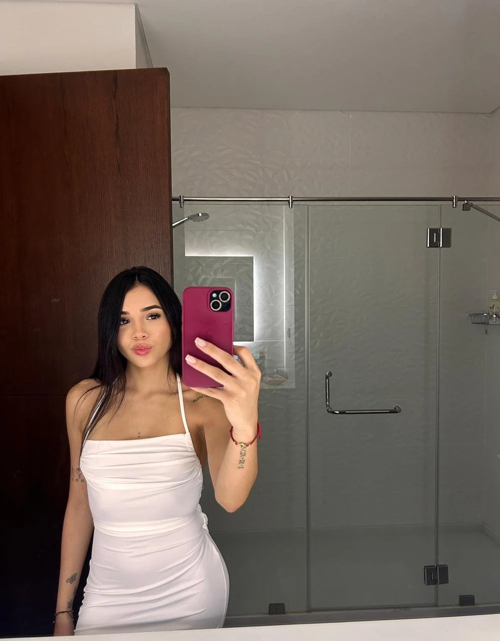 Sol – Venezuelan escort in Beirut — 5 / 11