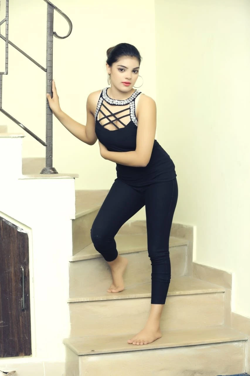 Hyderabad Call Girls / College Students – Indian escort in Hyderabad — 14 / 18