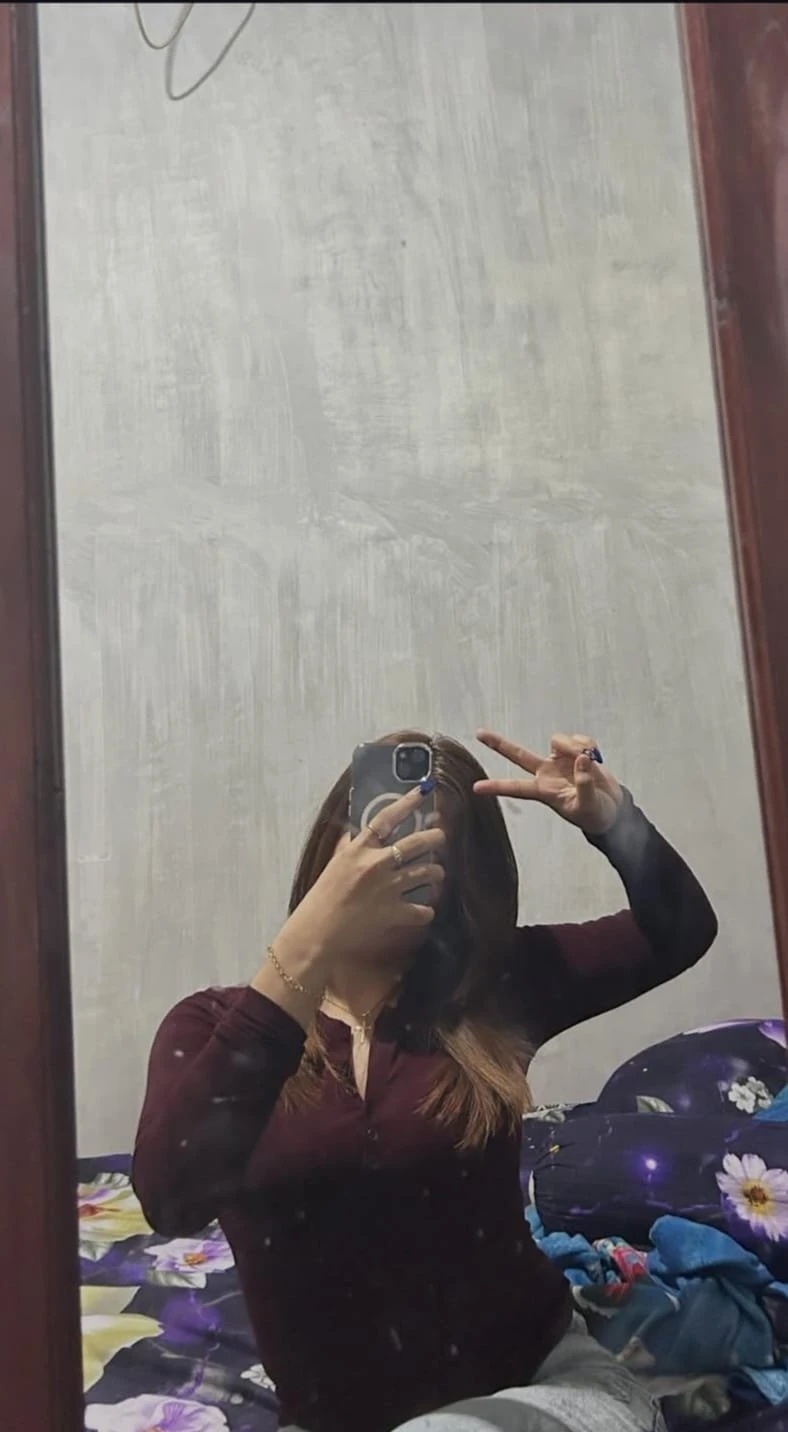 Riya – Indian escort in Kochi — 3 / 4