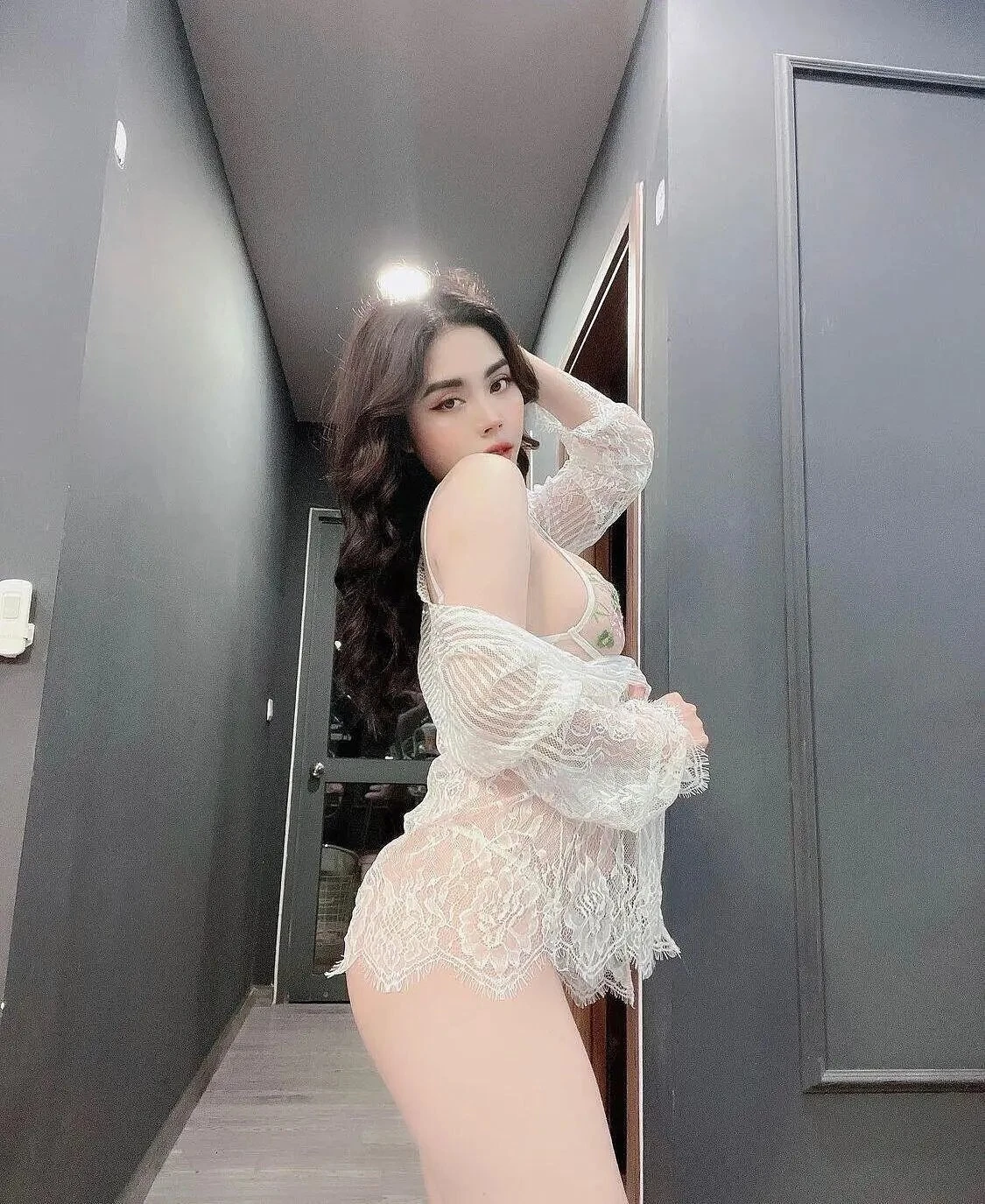 Service Three Some Hot Now – Vietnamese escort in Mauritius — 2 / 5