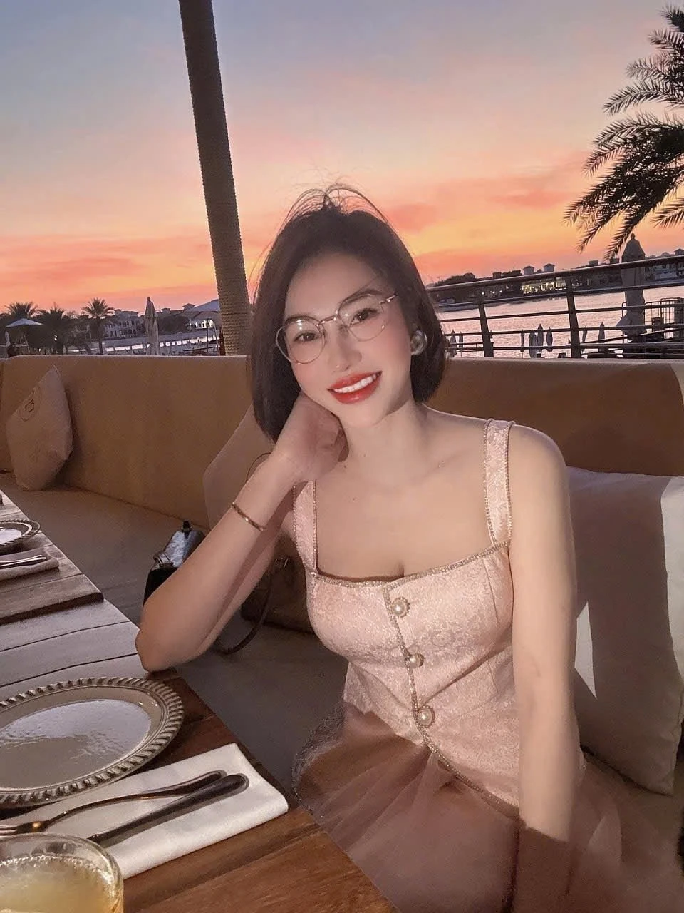 Nara – Vietnamese escort in Nha Trang — 7 / 9