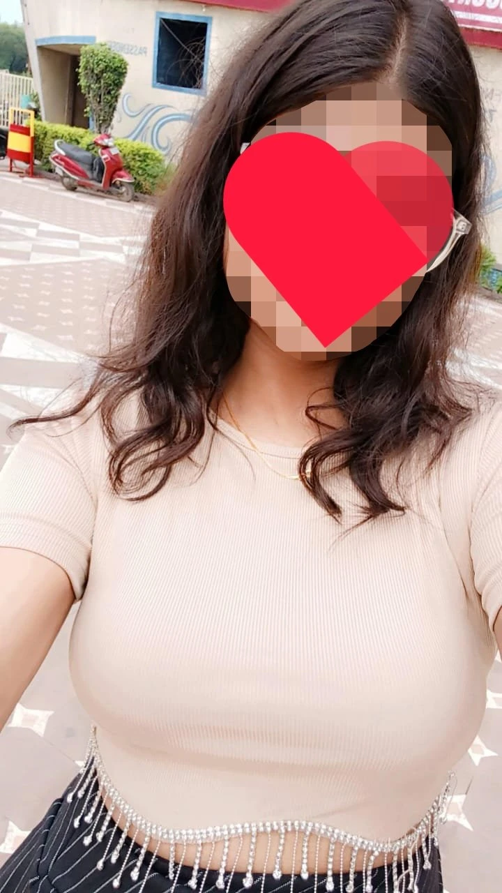 ꧁ 🦋 REAL MEET & CAM WITH FACE꧂🦋‍🩹 – Indian escort in Hyderabad — 4 / 6