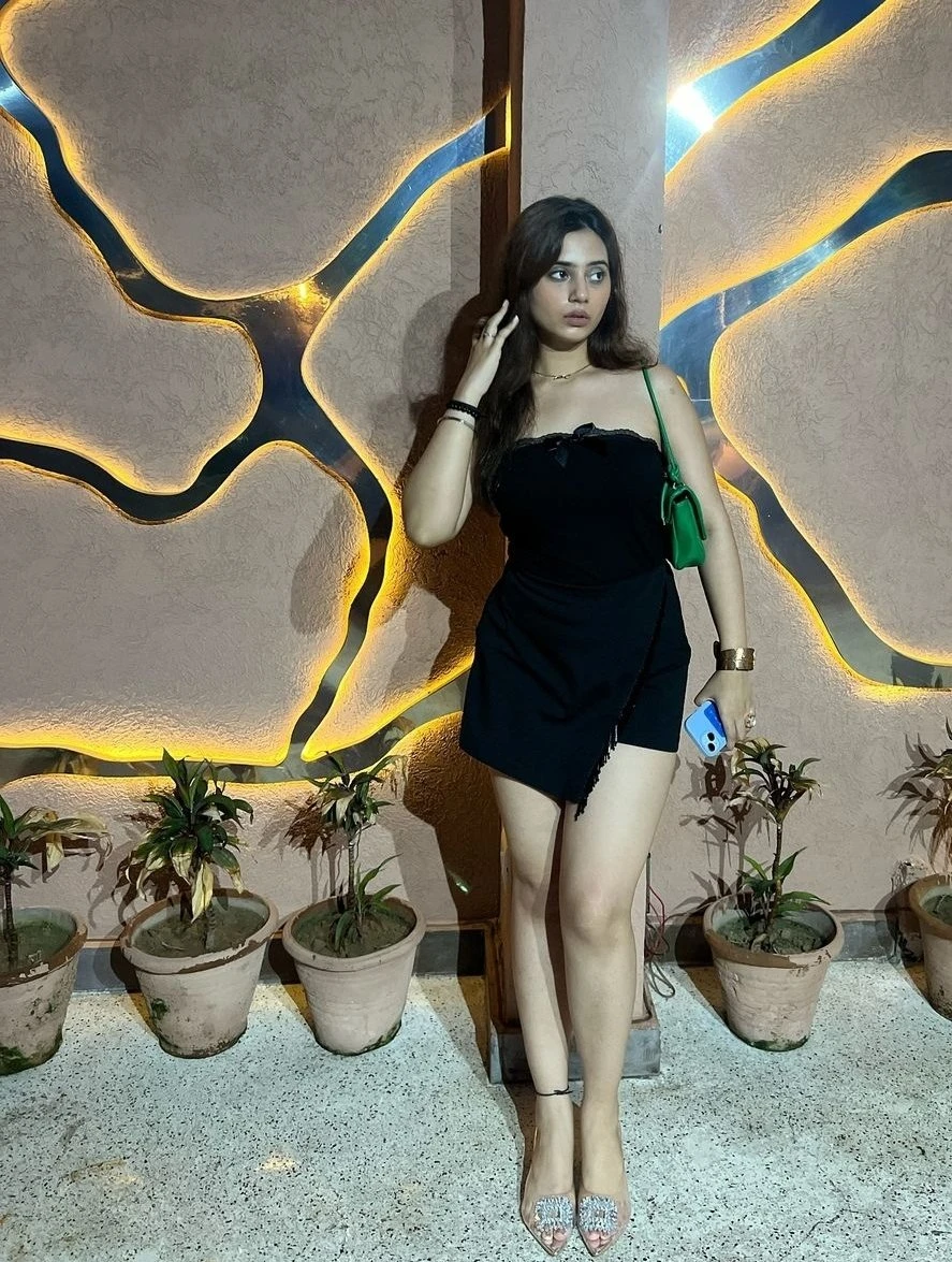 Independent Manisha Girl Fun/meet – Indian escort in Mumbai — 2 / 4
