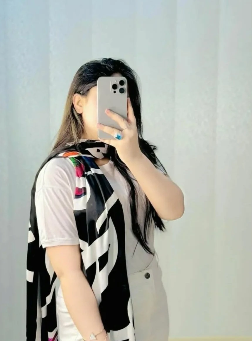 Rina – Indian escort in Pune — 2 / 4