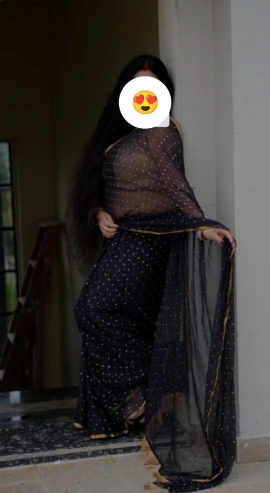Sapna – Iranian escort in New Delhi — 5 / 9