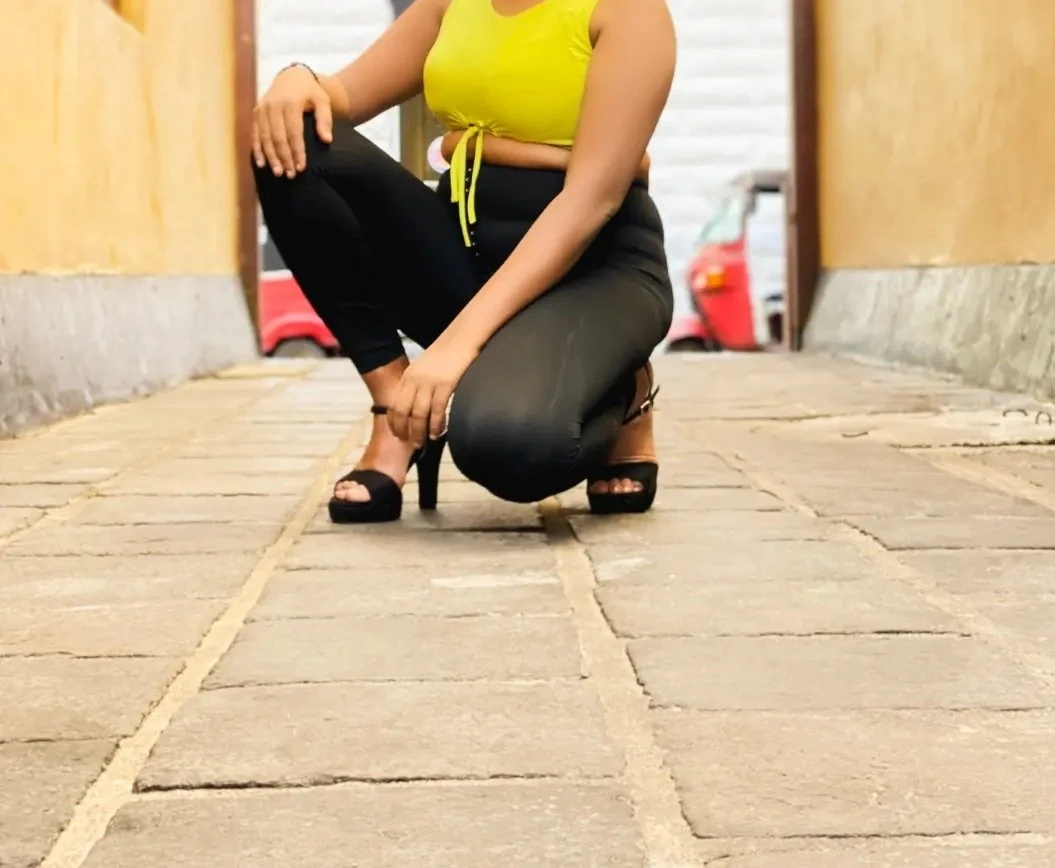 Zeena – Sri Lankan escort in Colombo — 3 / 7
