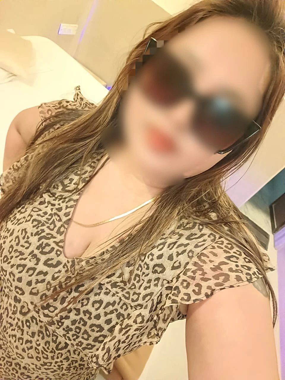 Rosy – Indian escort in Mumbai — 2 / 3