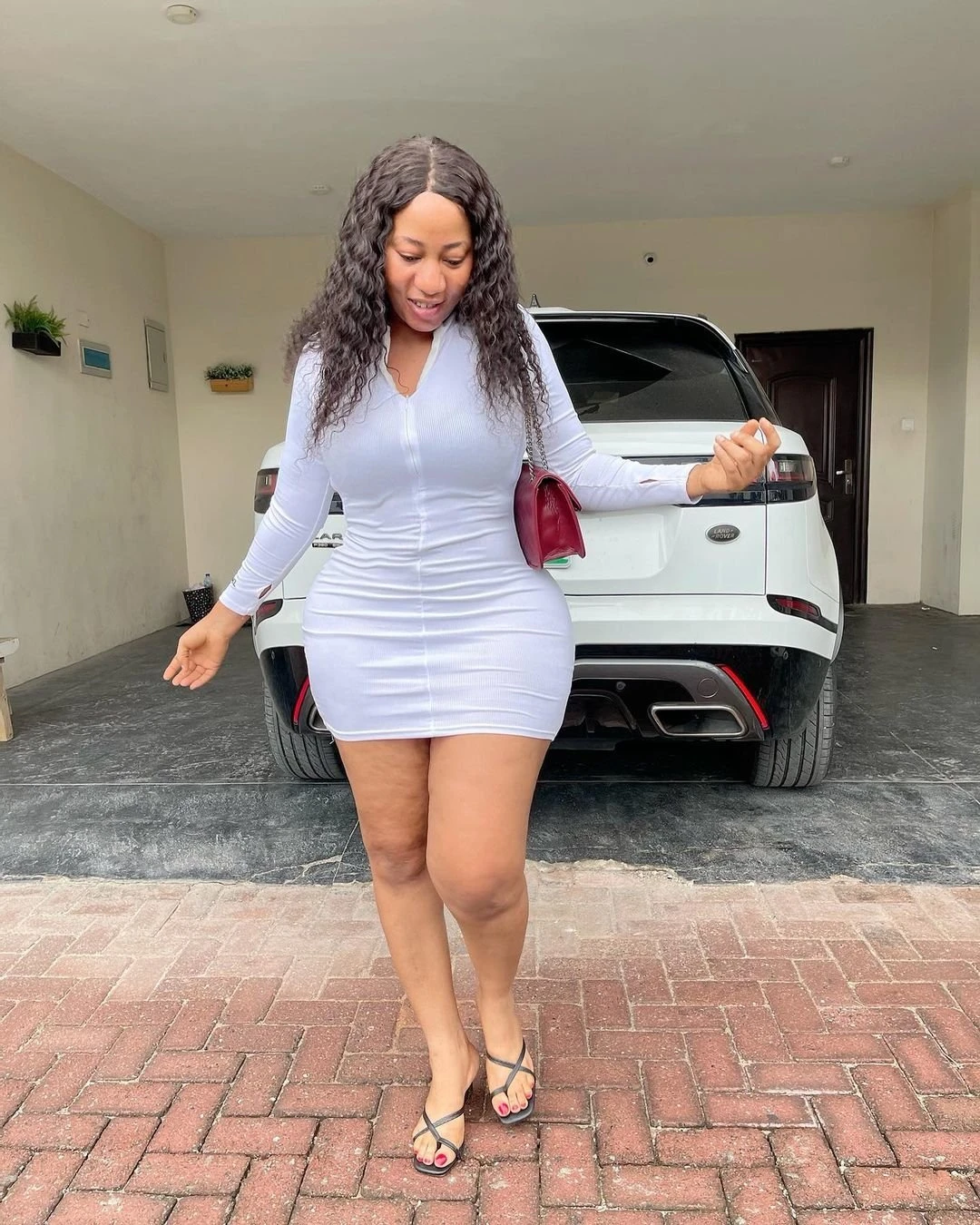 Erotic Queen – Equatorial Guinean escort in Beirut — 10 / 11