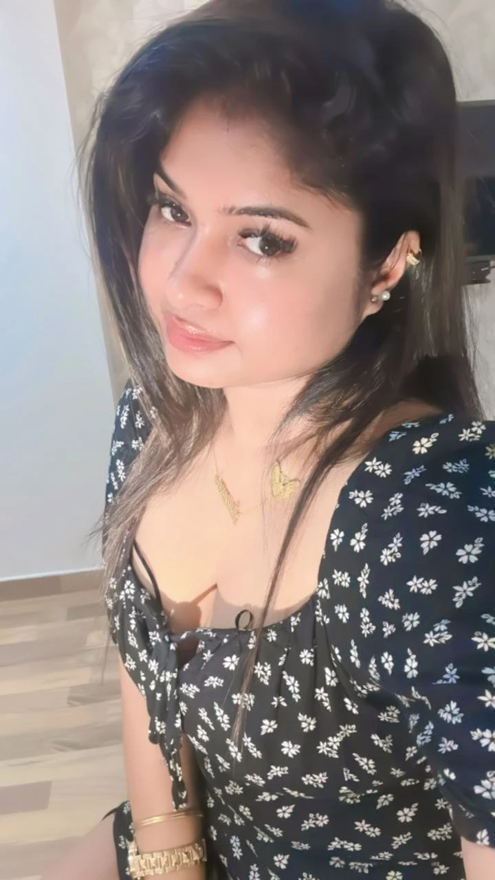 Kushi Sen – Indian escort in Kolkata — 6 / 7