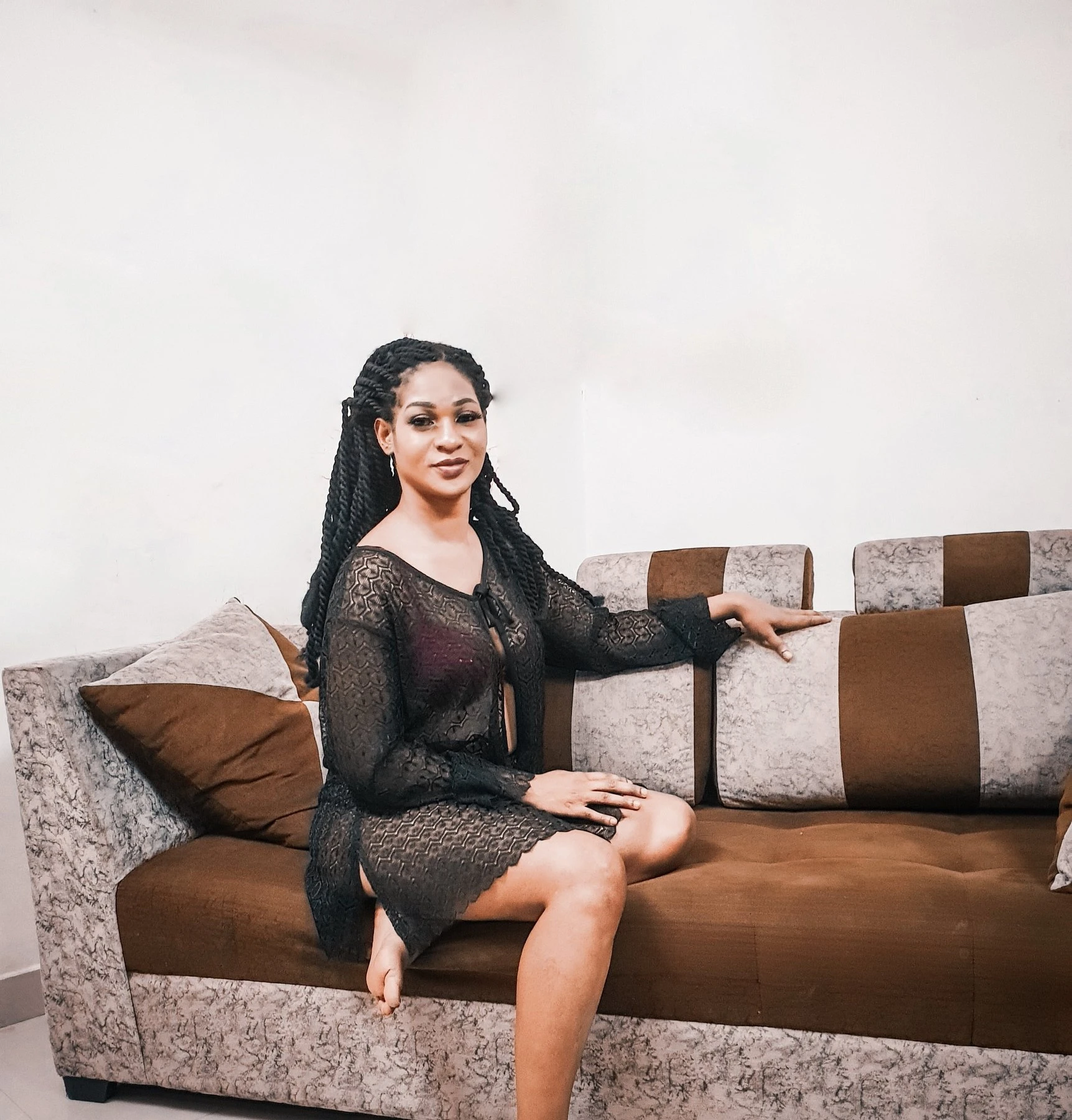 Tara – South African escort in New Delhi — 2 / 4