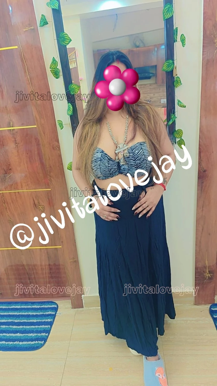 Jivita Jay housewife meet cam dirty chat – Indian escort in Noida — 11 / 21