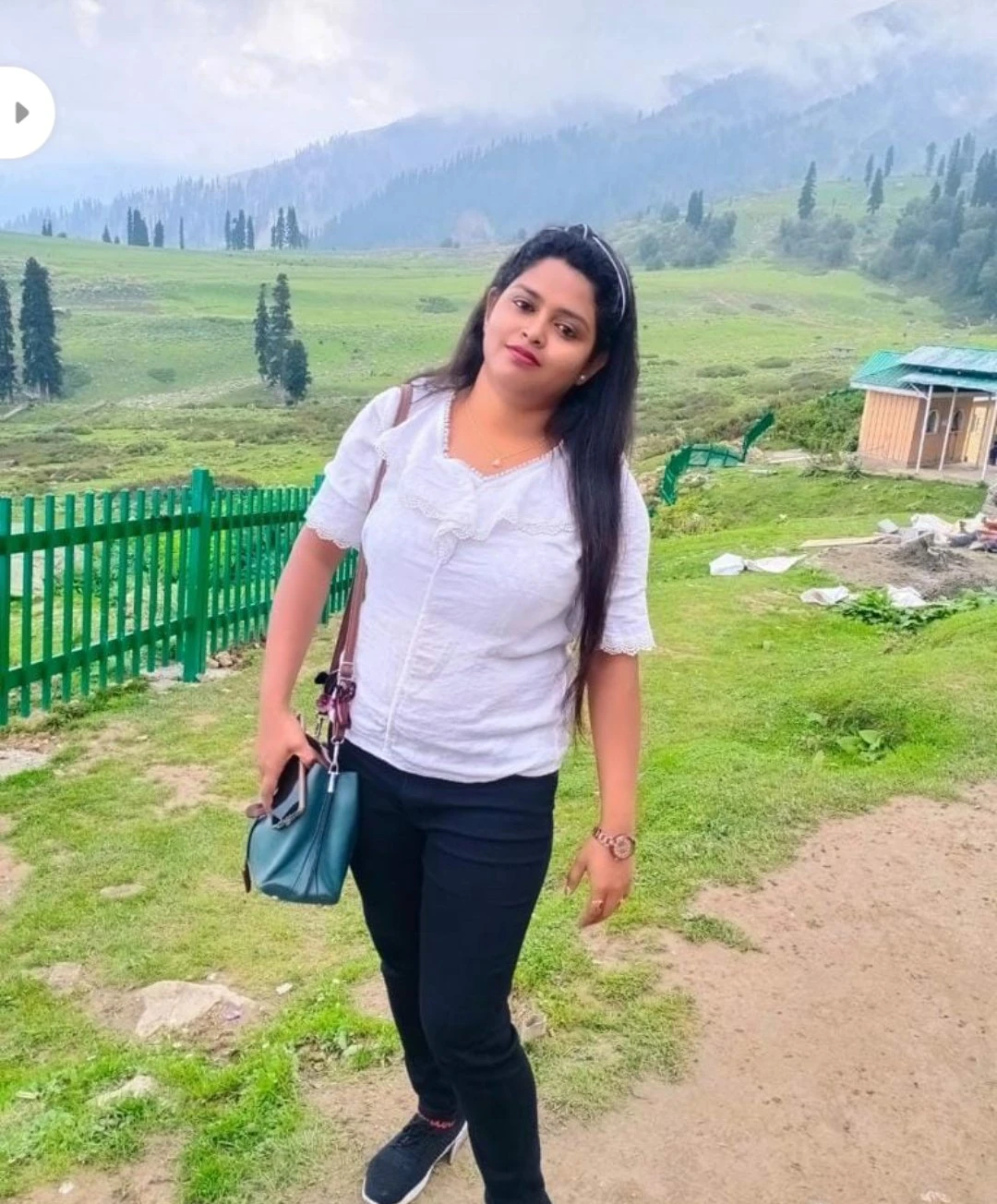 Shivani꧁0nly Cam Show ꧂ – escort in Kolkata — 2 / 6