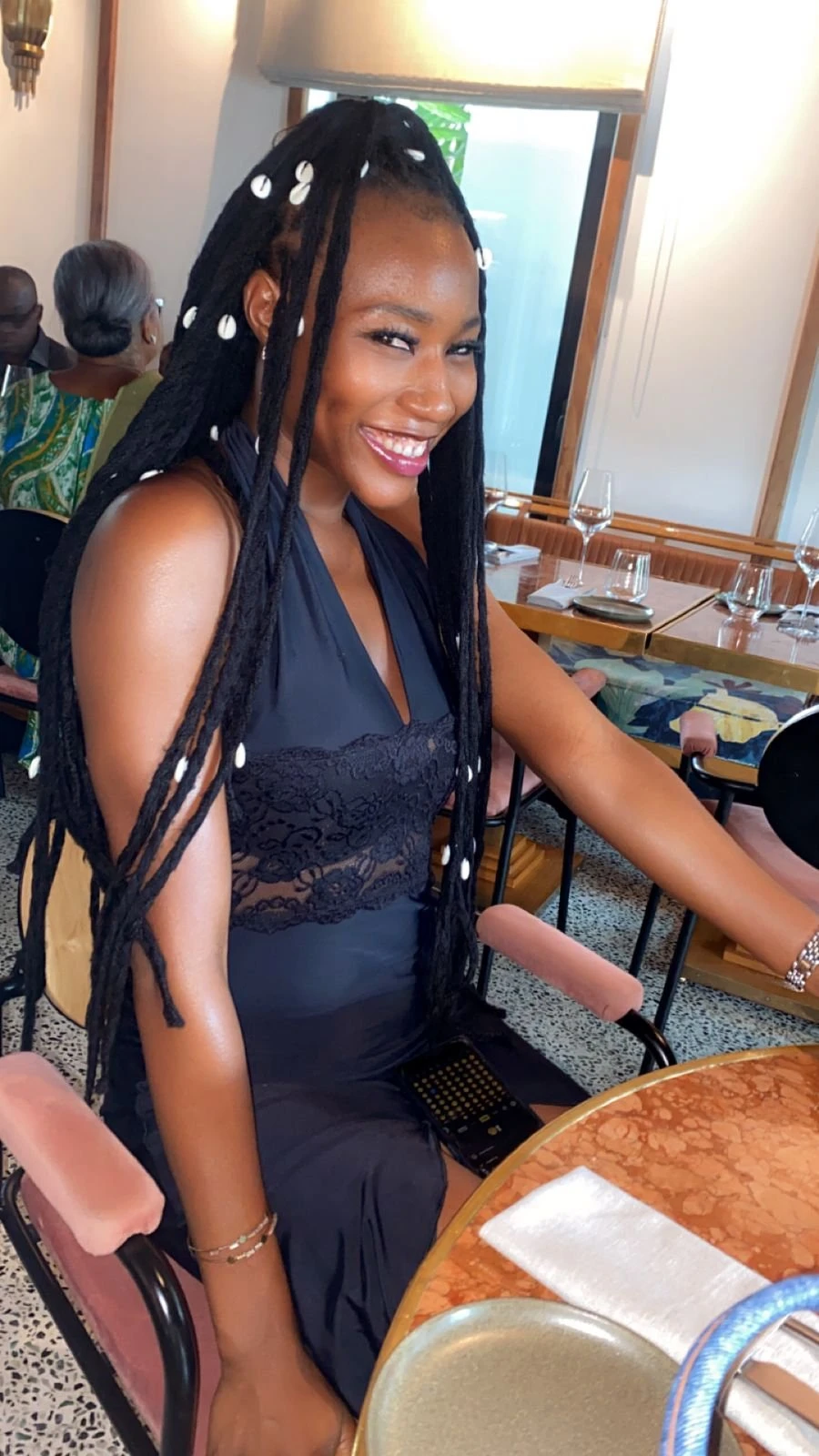 Valary – Kenyan escort in Abidjan — 6 / 7