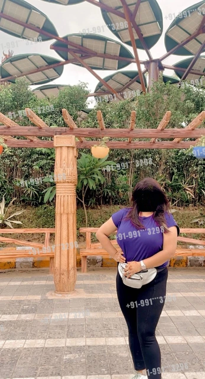 Independent Lady – Indian escort in New Delhi — 5 / 18