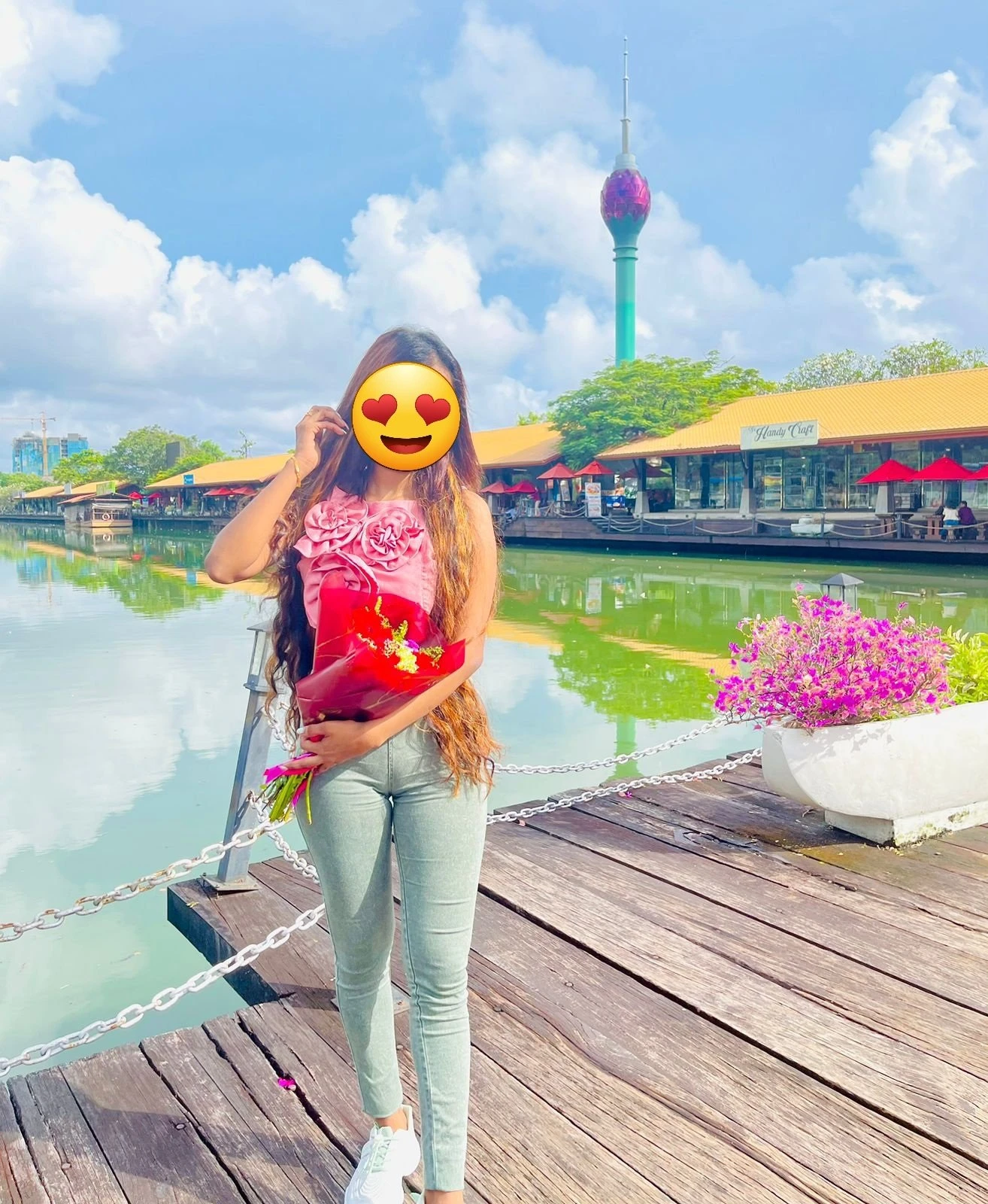 Teena Long Hair Girl in Colombo – Algerian escort in Colombo — 2 / 4