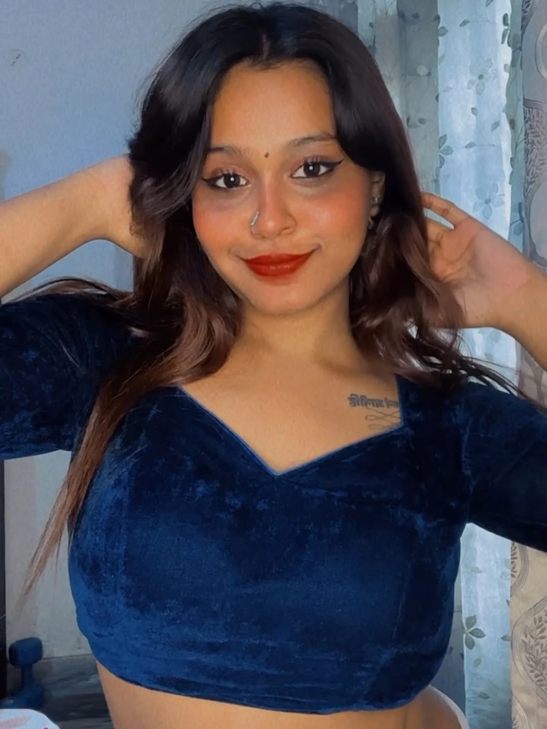 Apoorva – Indian escort in Kochi — 2 / 3