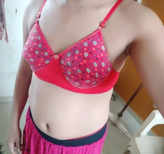 Zainab – Indian escort in New Delhi, Escort, New Delhi