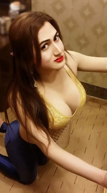 Aliya Gupta – Indian escort in Kolkata — 3 / 10