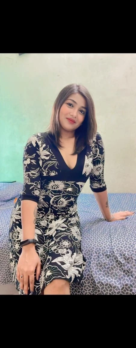 Kajal ( cam session or real meet) – Indian escort in Hyderabad — 2 / 4