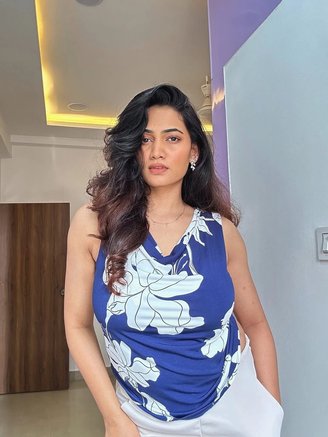 Pallavi – Indian escort in Kochi — 5 / 6