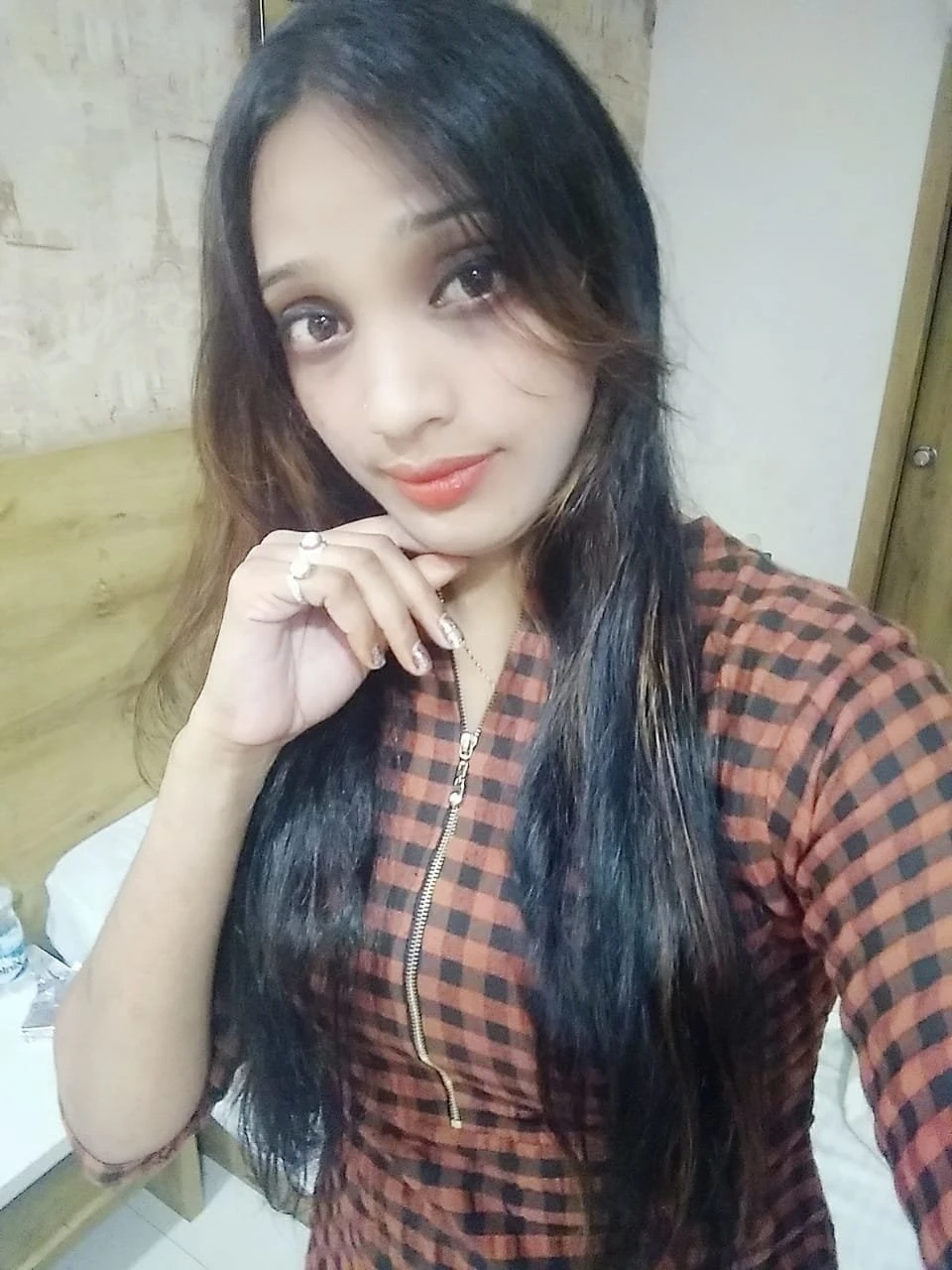 Sakshi Escort Service – Indian escort in Pune — 2 / 5