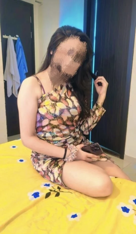 Sudhir Pandit – Indian escort in Mumbai — 2 / 4