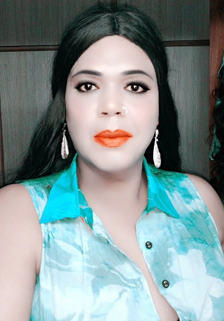Madhu Randi – Indian escort in New Delhi — 22 / 31