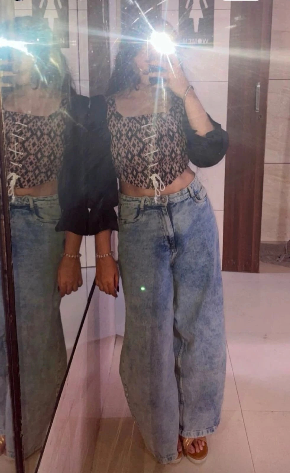 Ayisha indep. (Cam with real meet) – Indian escort in Hyderabad — 4 / 6