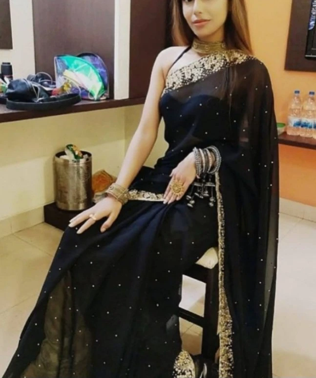 Escort Service In Hotel Sofitel Bandra, – Guinean escort in Mumbai — 2 / 3