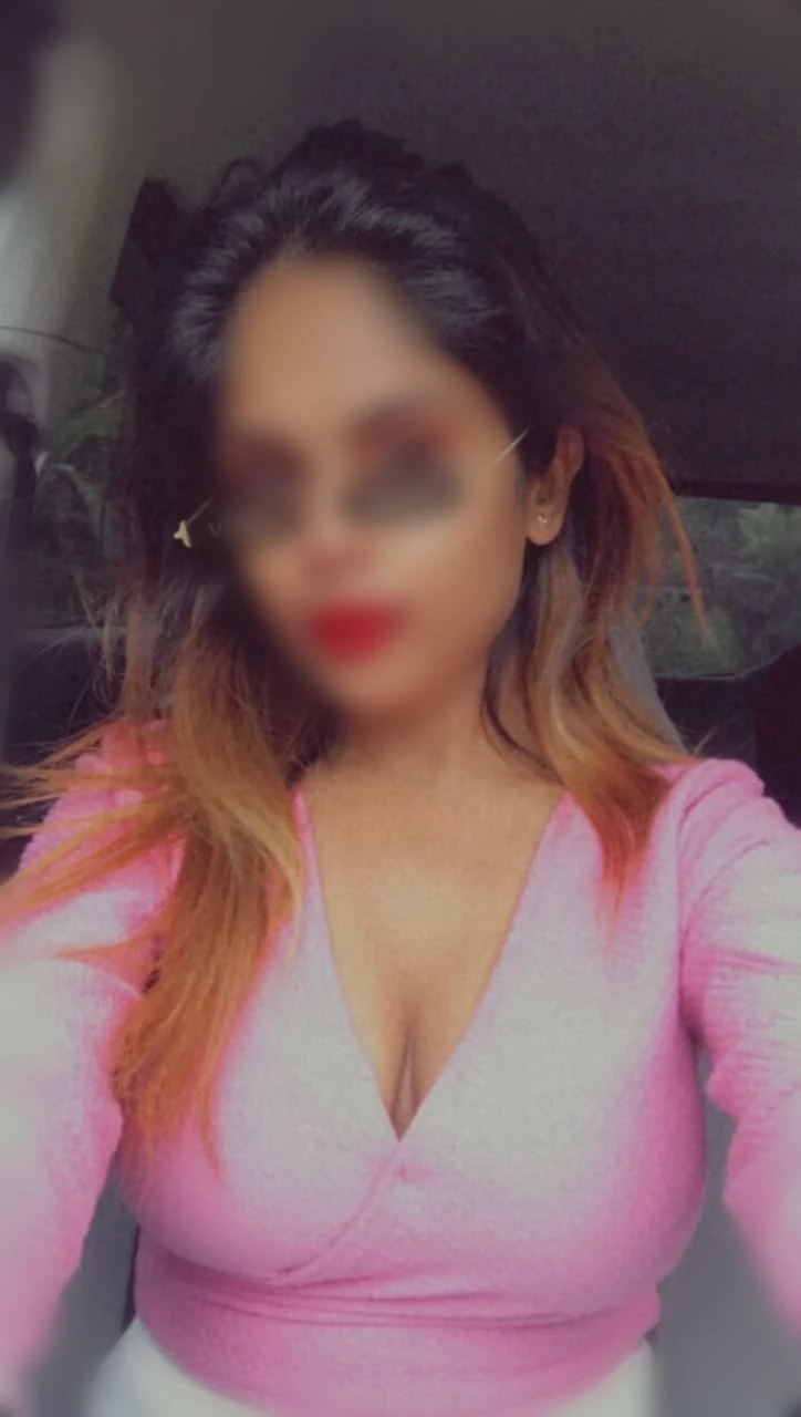Mahi 🦋(Meet & Cam Session) – Indian escort in Pune — 3 / 5