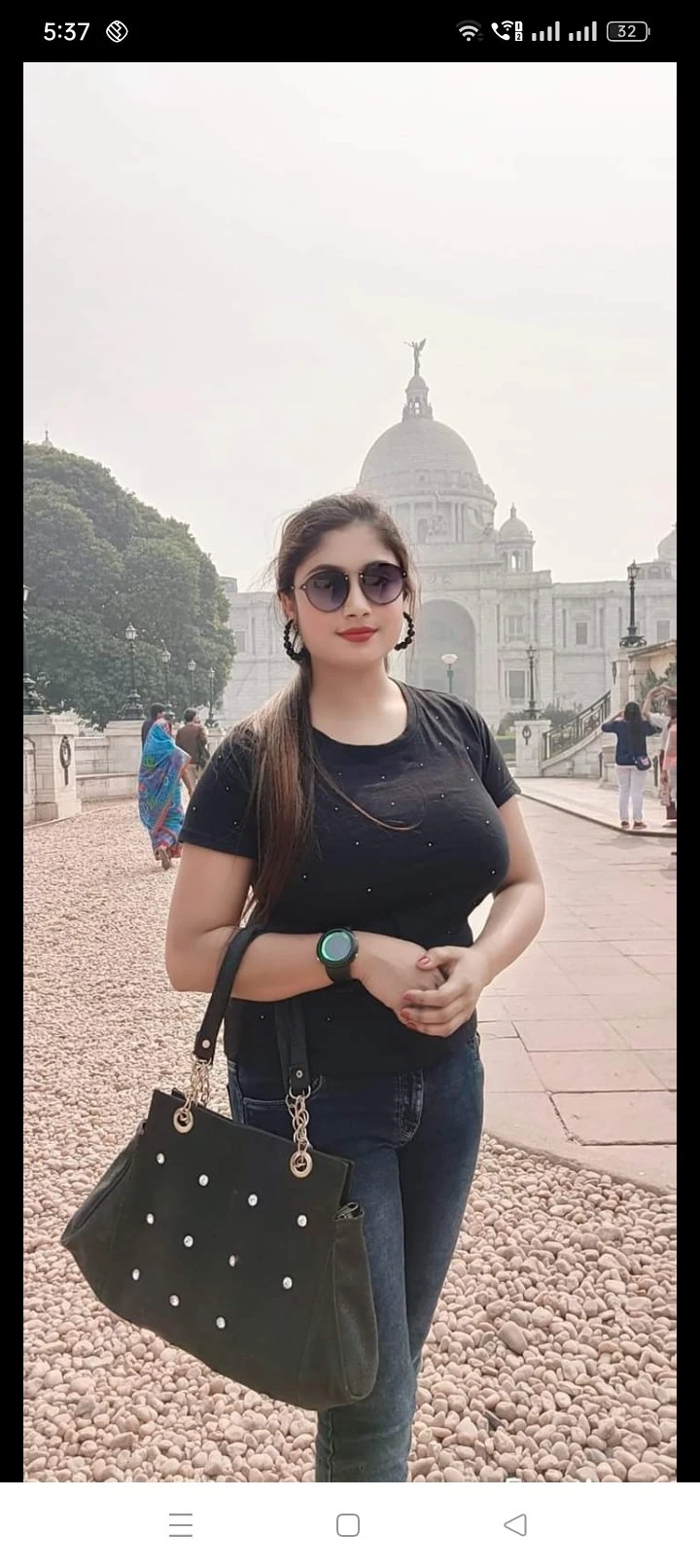Priti Agarwal – Indian escort in Kolkata — 5 / 7