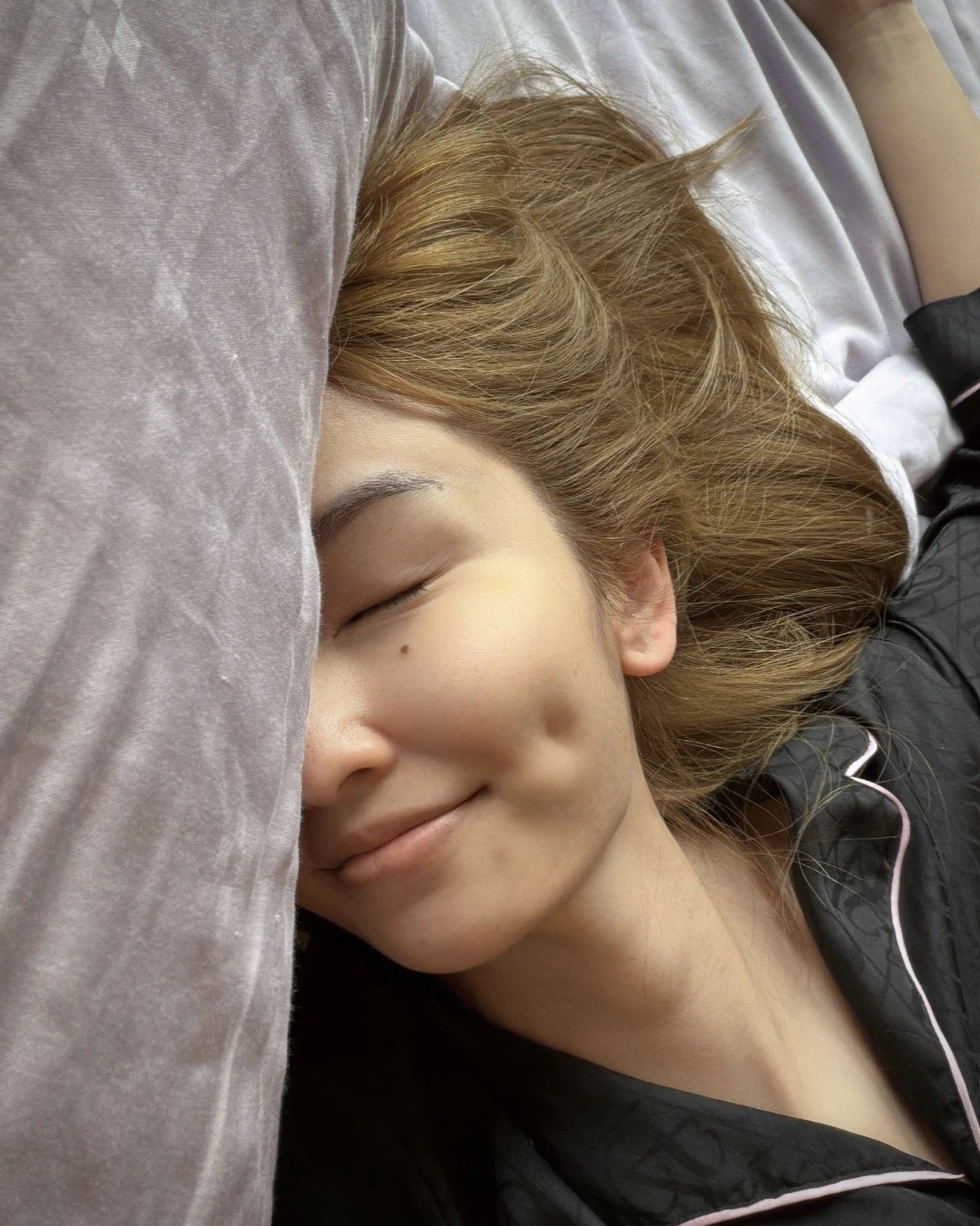 Simple, Happy, and Authentic – Singaporean escort in Seoul — 14 / 30
