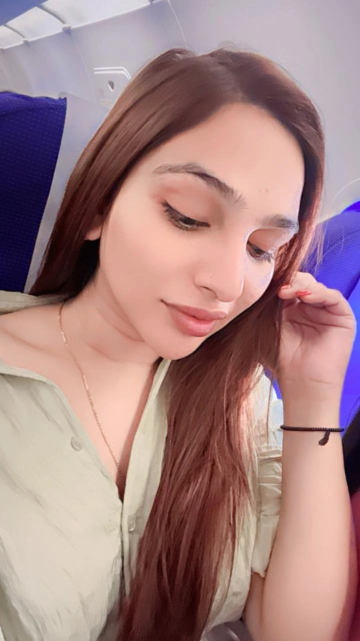 Miss Sneha – Indian escort in Pune — 3 / 31