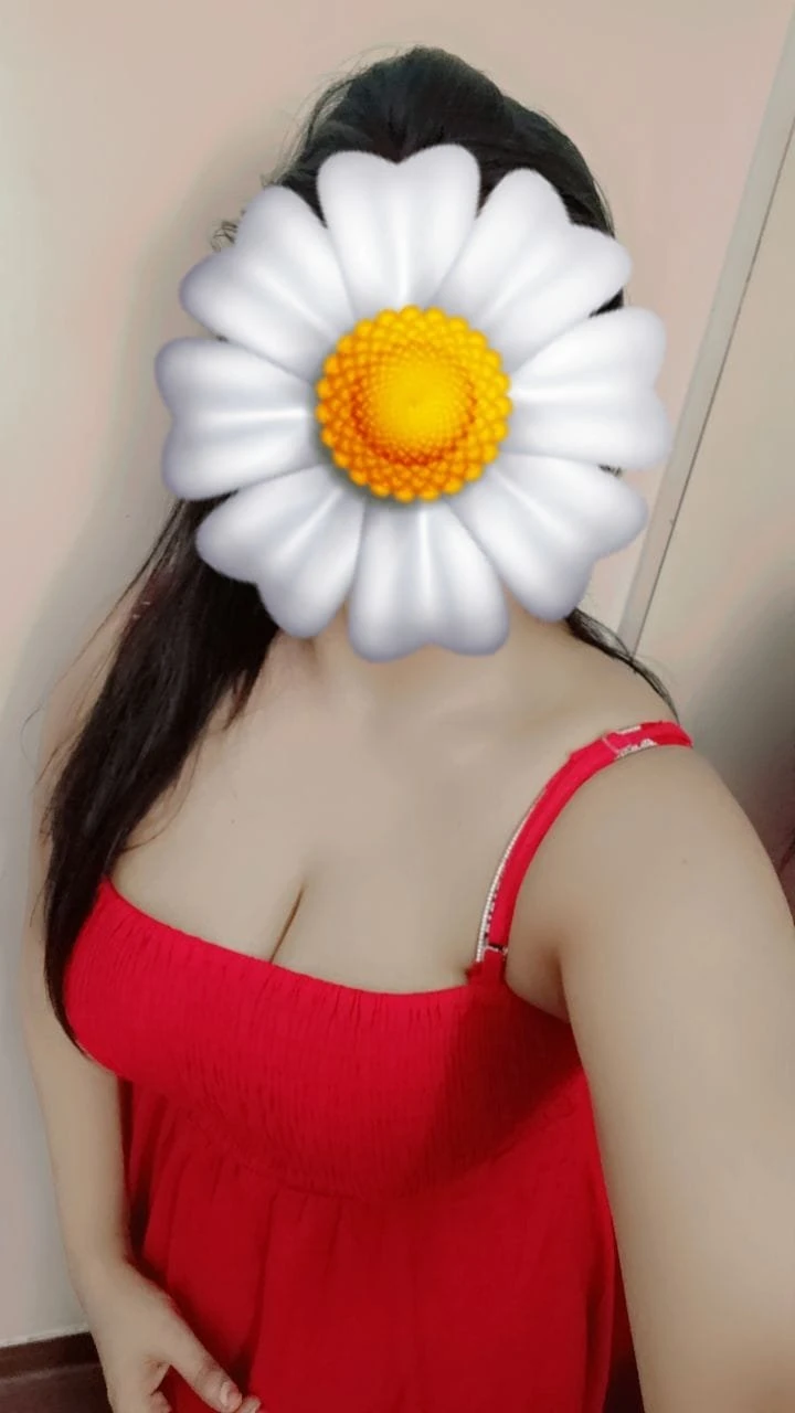 I'm Samrin (Out Call) Cam & Real Meet – Indian escort in New Delhi — 6 / 10