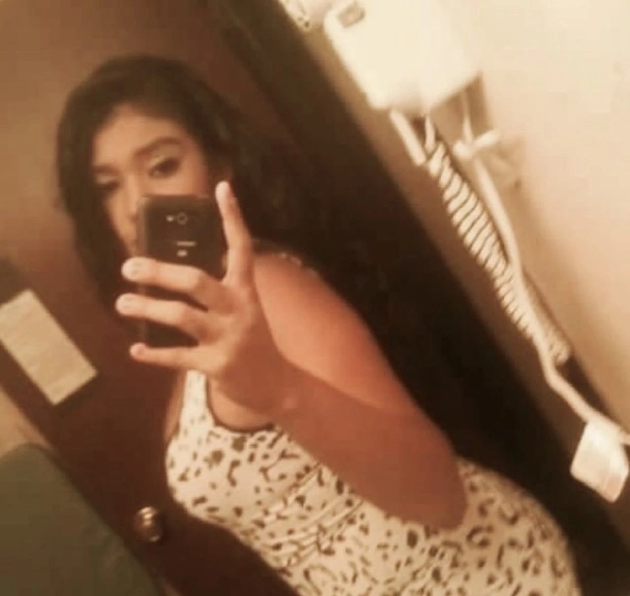 Monica – Filipino escort in Colonia del Sacramento — 5 / 7