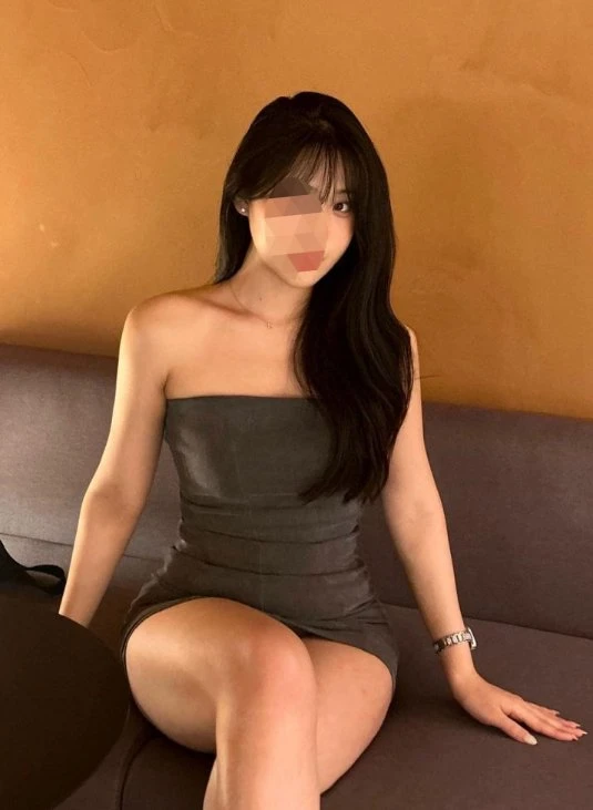 Luna Korean22 – South Korean escort in Seoul — 2 / 5