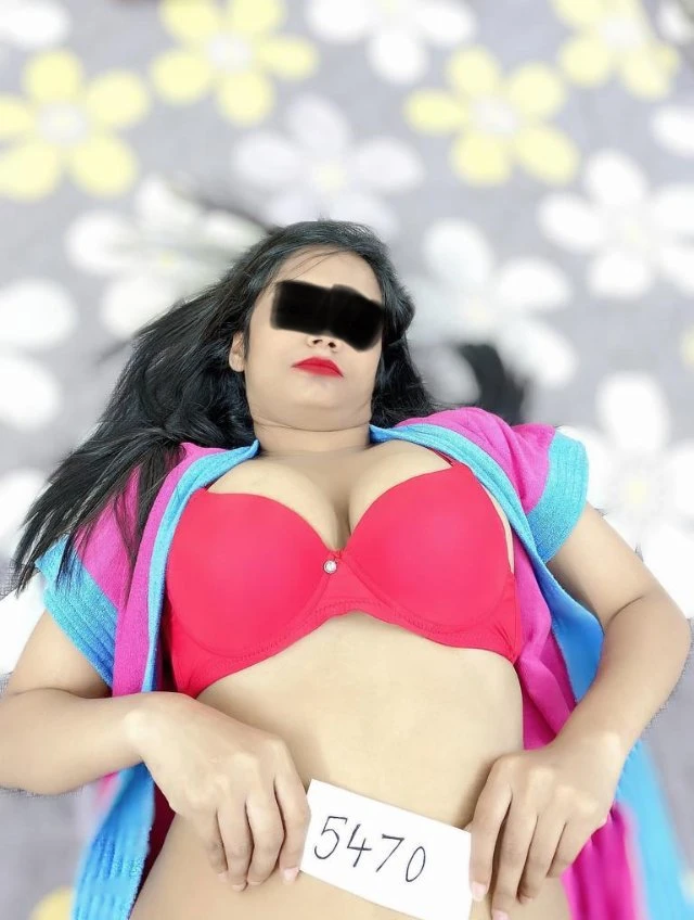 Eisha69 – Indian escort in Mumbai — 9 / 15